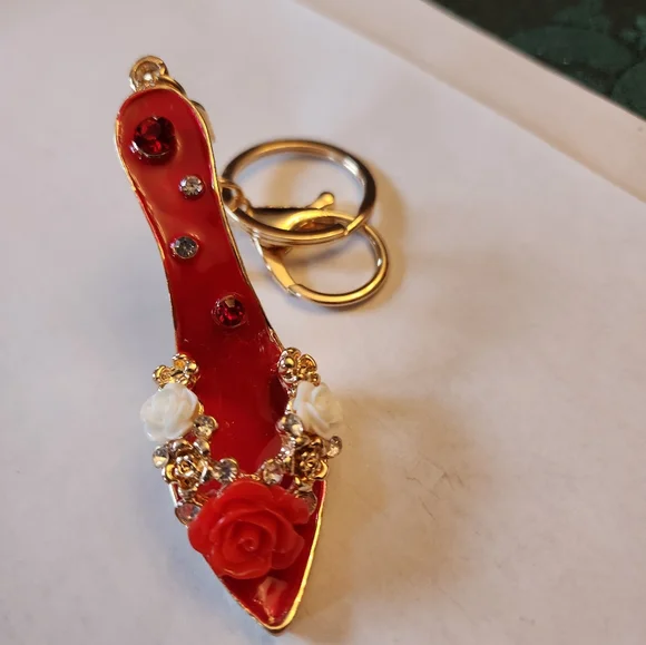FASHION JEWELRY HIGH HEEL METAL KEYFOBS/BAG CHARM - Picture 3 of 5